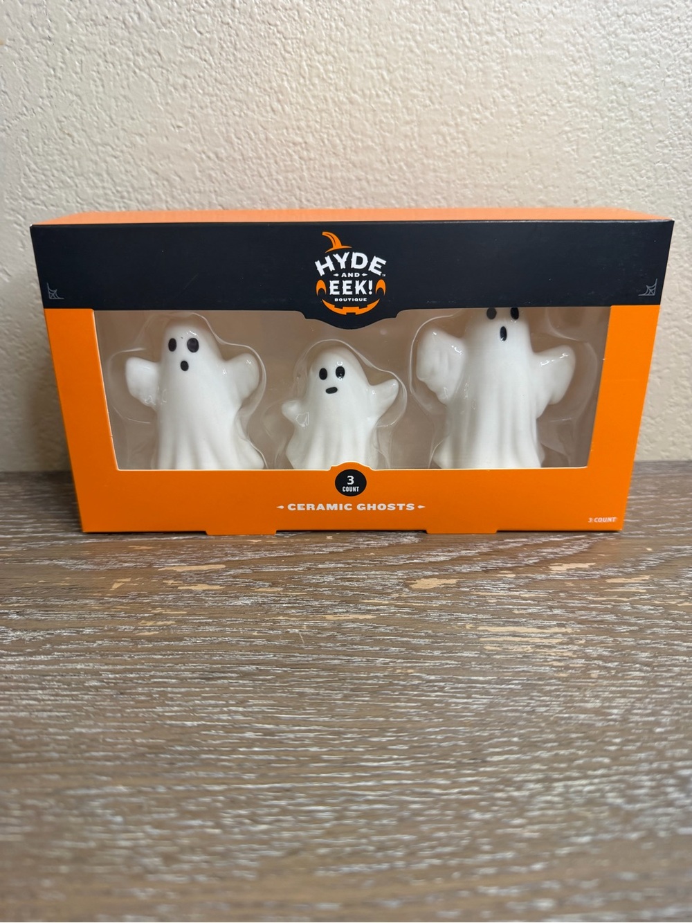 NEW Target Hyde and EEK! Boutique™ Halloween 3pc Shiny Ceramic Ghosts